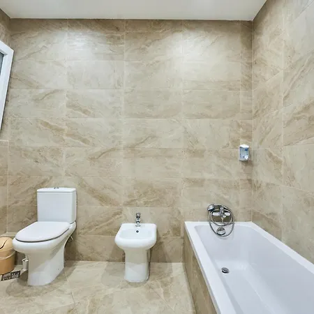 Il-girna- Modern Seaside מרססקלה