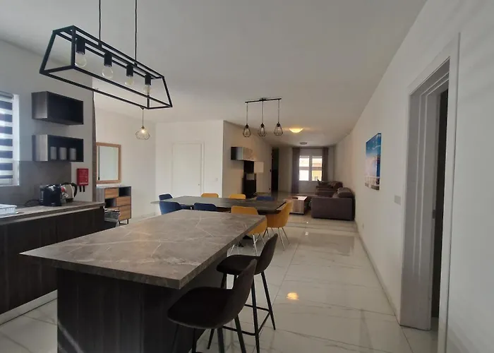 Il-girna- Modern Seaside * Marsaskala