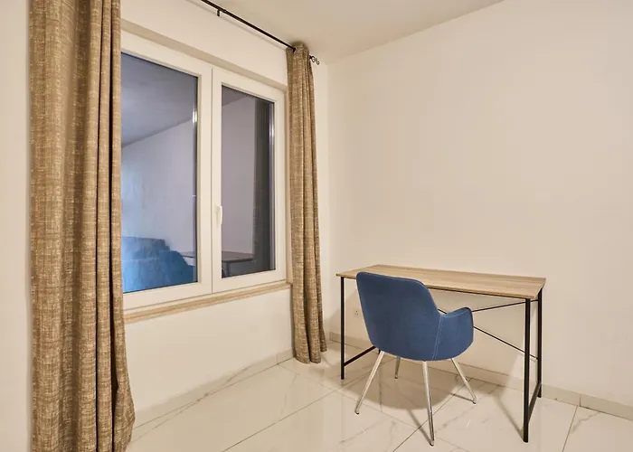 Il-girna- Modern Seaside *