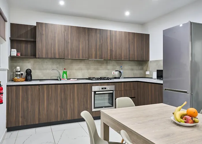 Il-girna- Modern Seaside Marsaskala