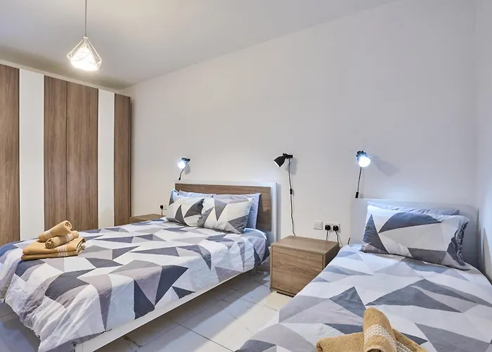 Apartament Il-girna- Modern Seaside Marsaskala