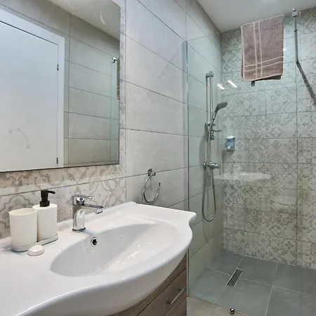 Apartamento Il-girna- Modern Seaside