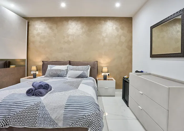 Il-girna- Modern Seaside Daire Marsaskala