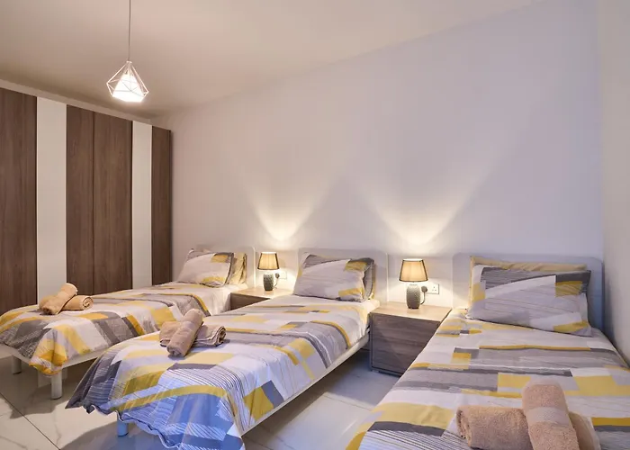 Il-girna- Modern Seaside